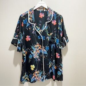 VIOLET & CLAIRE Women’s Plus Size Black Floral Button Down Short Sleeve Top 1X
